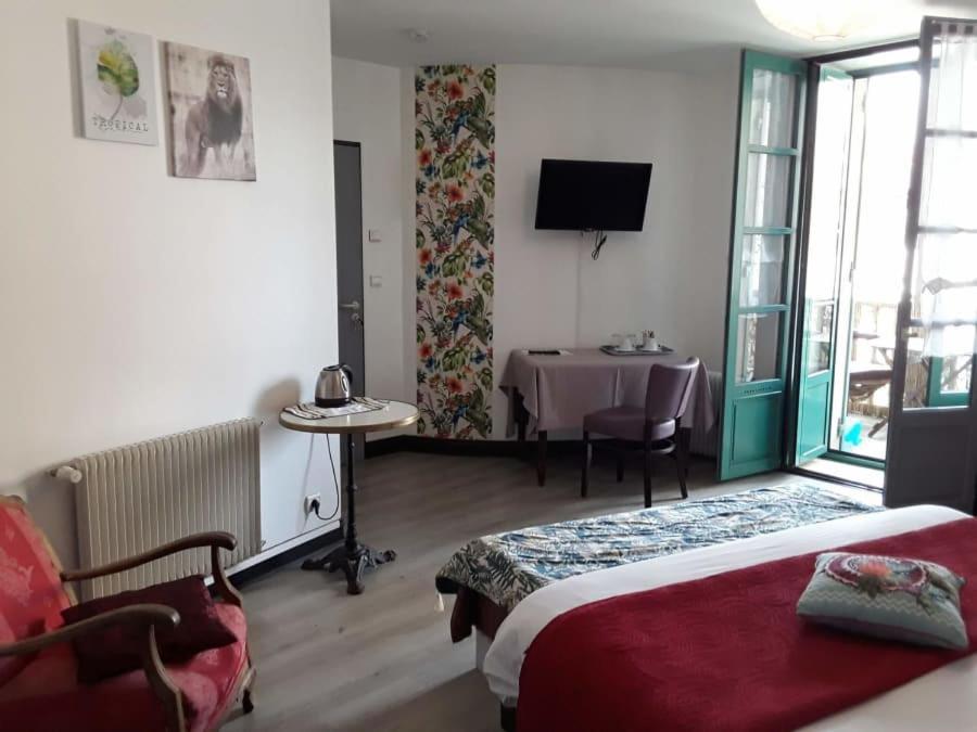 Madelon IV Bed & Breakfast Belvès Eksteriør bilde